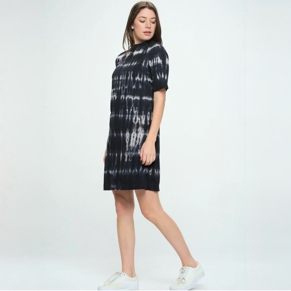 T.La Heidi Black And White 100% Cotton Tie Dye Mock Neck Mini Dress Size SP - Picture 1 of 6